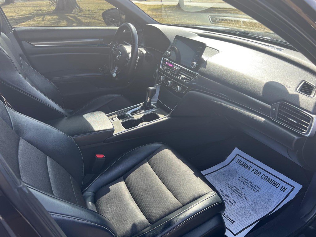2018 Honda Accord Image 9