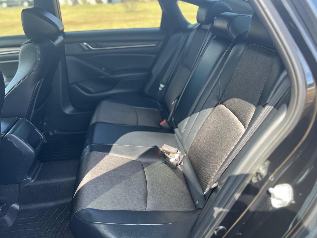 2018 Honda Accord Image 10