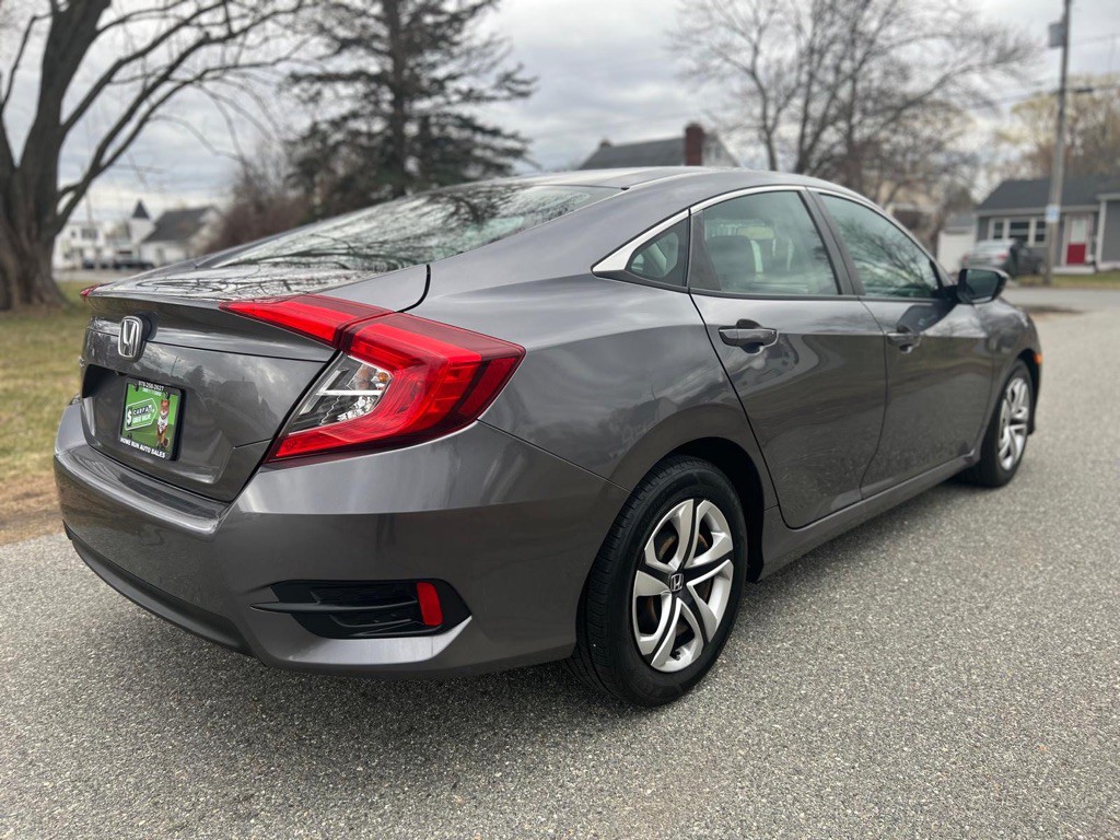 2017 Honda Civic Image 2