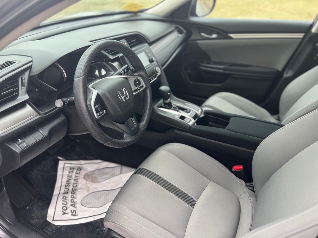 2017 Honda Civic Image 7