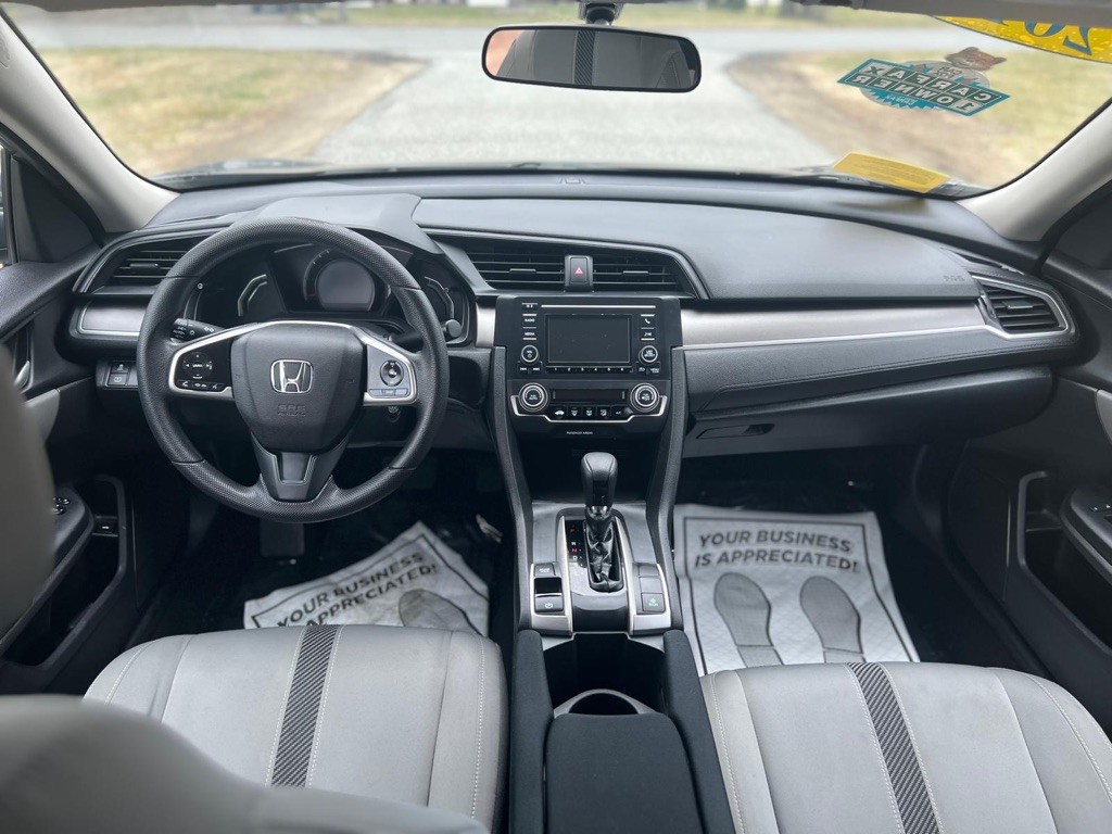2017 Honda Civic Image 8