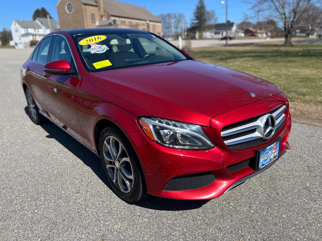 2016 Mercedes-Benz C-Class Image 1