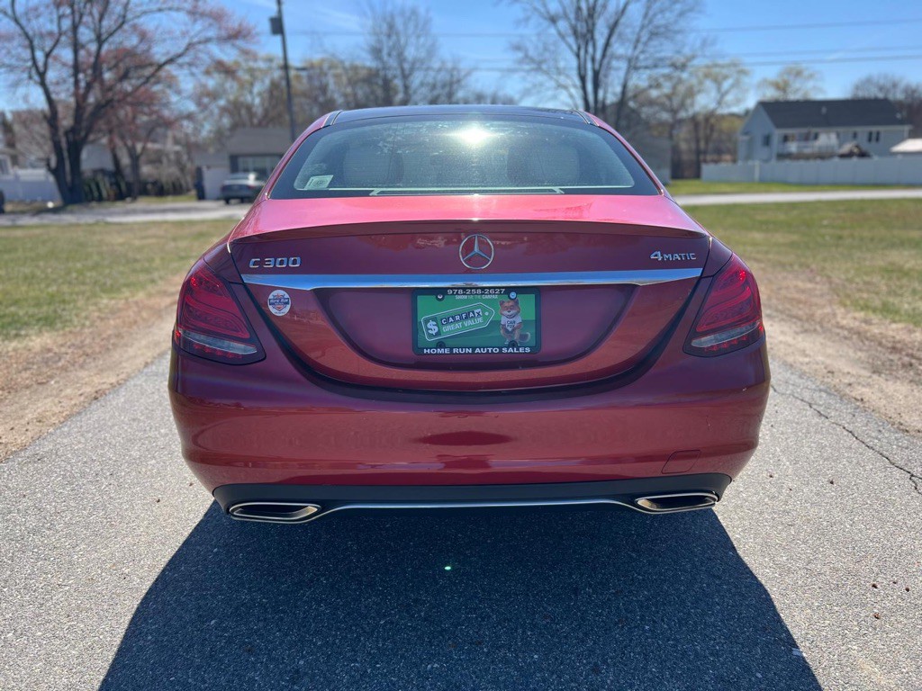 2016 Mercedes-Benz C-Class Image 3