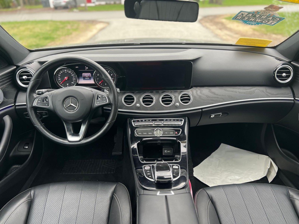2017 Mercedes-Benz E-Class Image 8