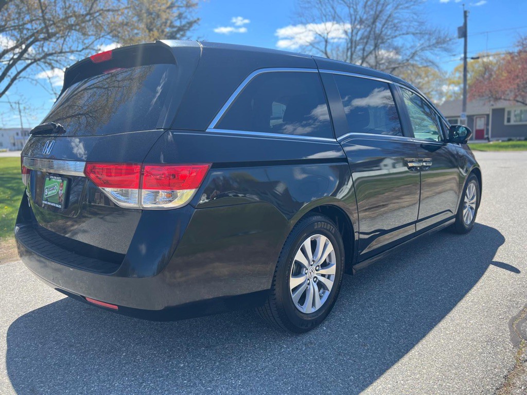 2014 Honda Odyssey Image 2