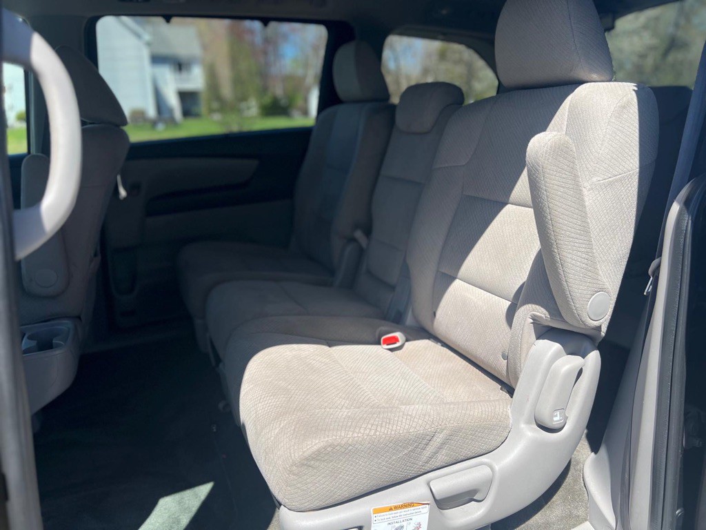 2014 Honda Odyssey Image 9