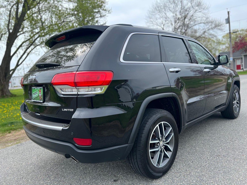 2017 Jeep Grand Cherokee Image 2