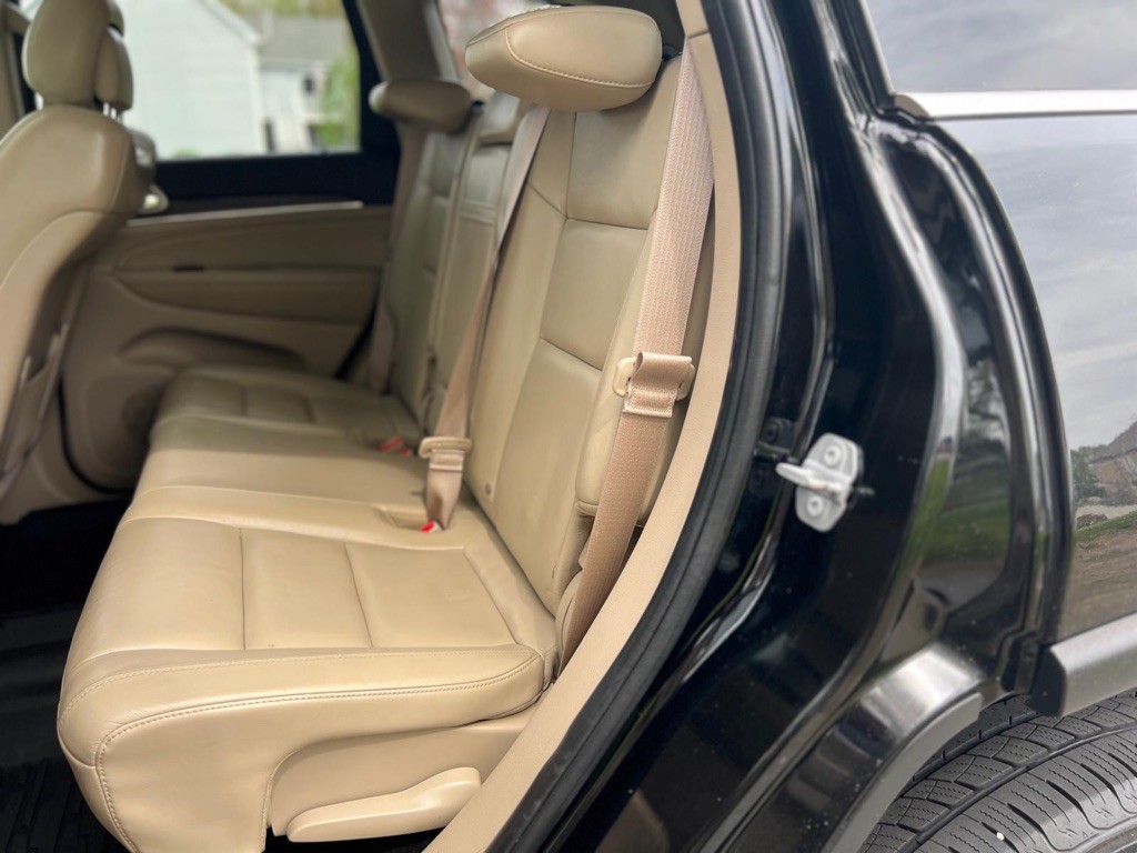 2017 Jeep Grand Cherokee Image 10