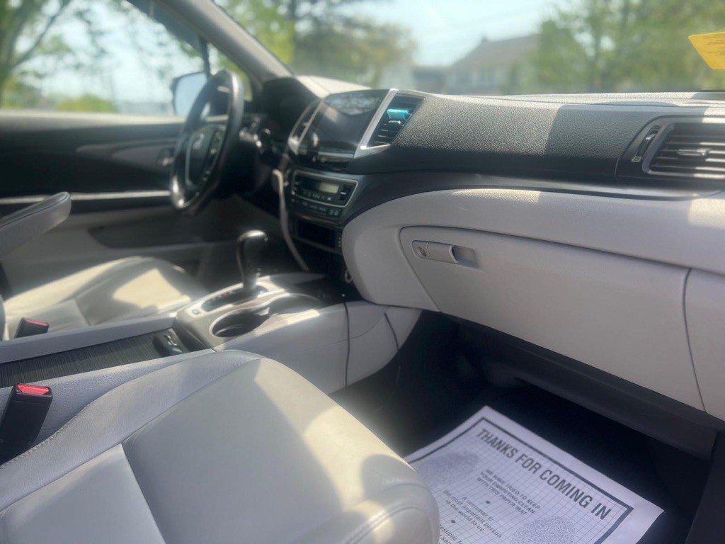 2016 Honda Pilot Image 9