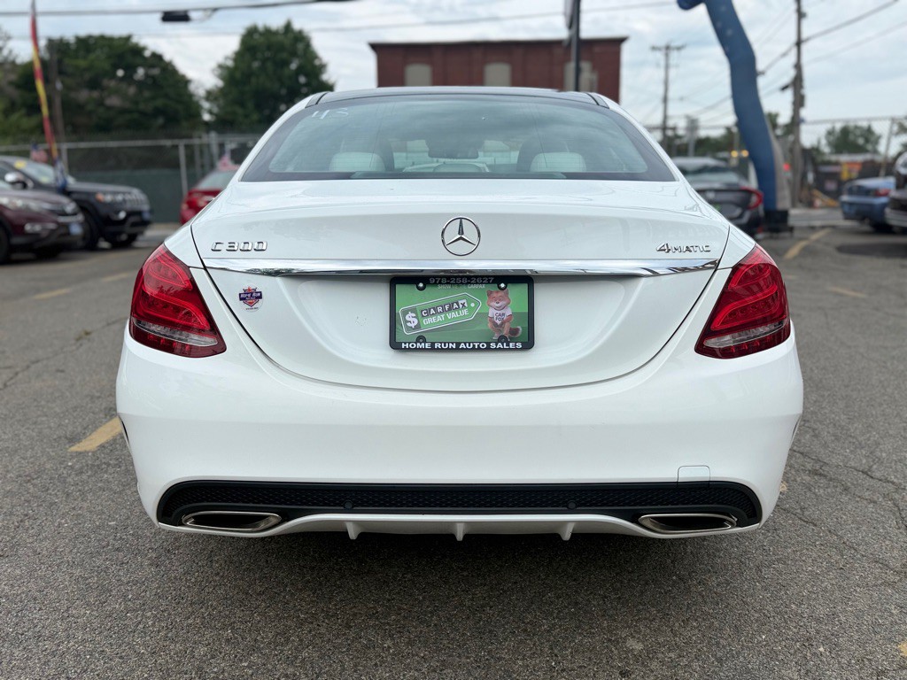 2015 Mercedes-Benz C-Class Image 4