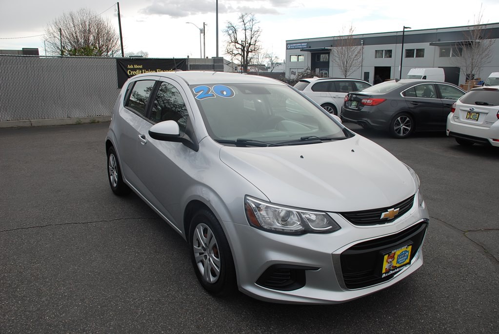 2020 Chevrolet Sonic Image 7