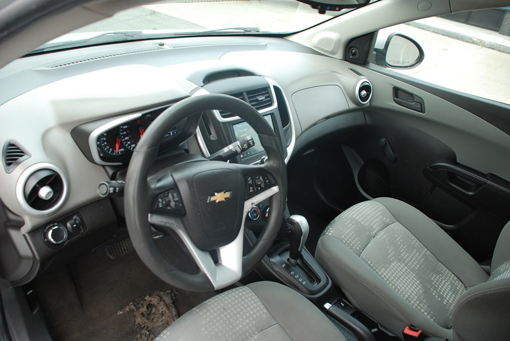 2020 Chevrolet Sonic Image 11