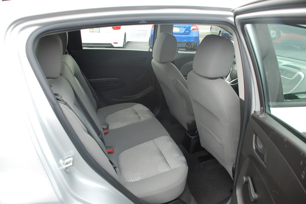 2020 Chevrolet Sonic Image 17