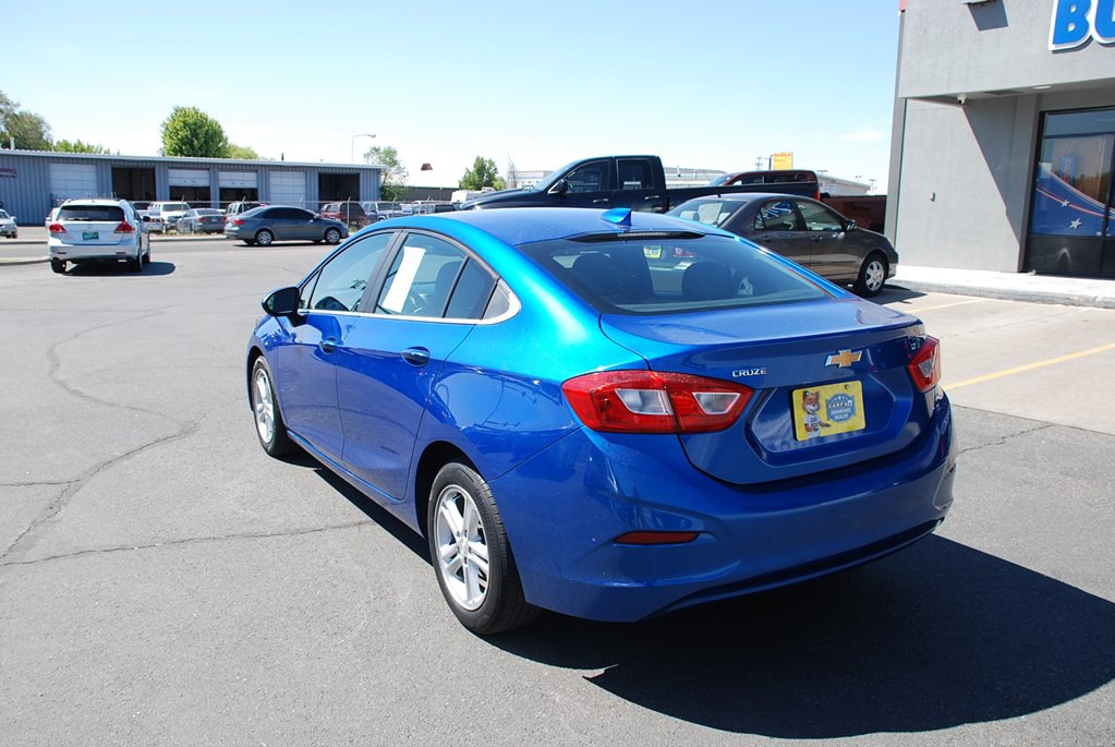 2016 Chevrolet Cruze Image 3