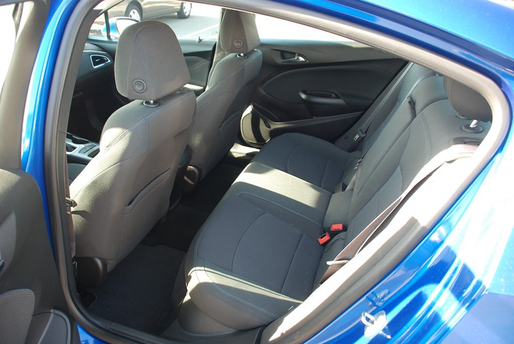 2016 Chevrolet Cruze Image 17