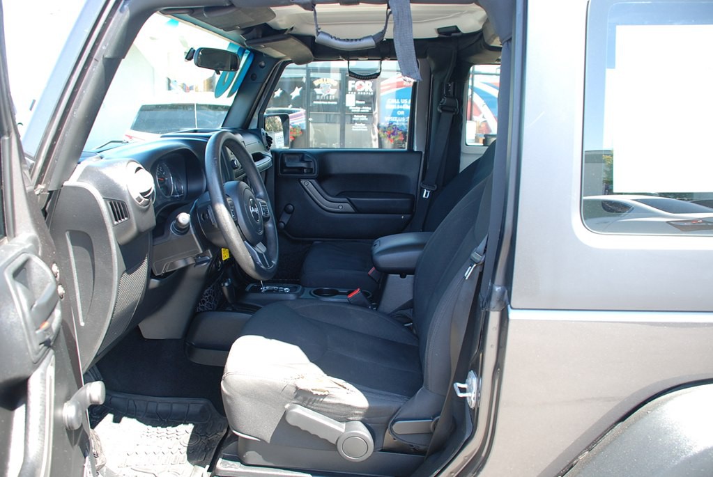 2016 Jeep Wrangler Image 10