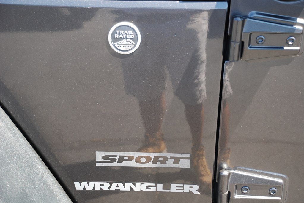 2016 Jeep Wrangler Image 19