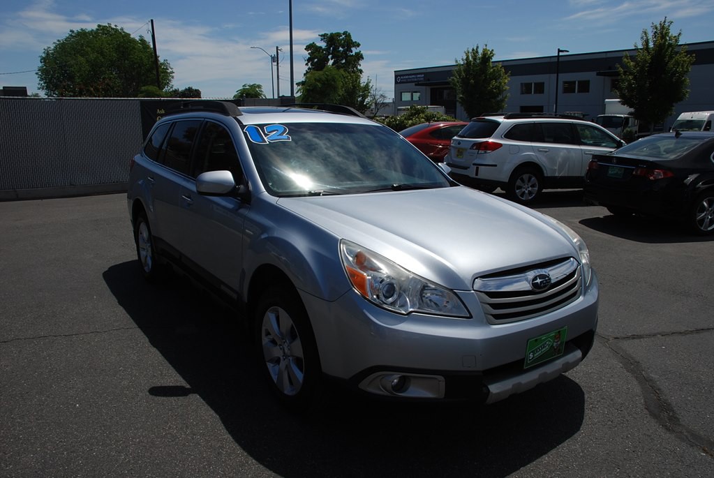 2012 Subaru Outback Image 7