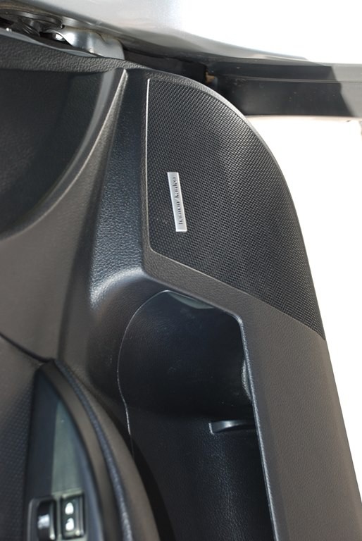 2012 Subaru Outback Image 17