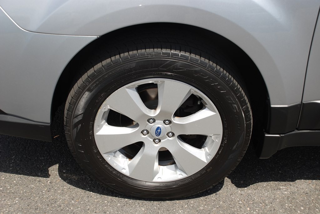 2012 Subaru Outback Image 23