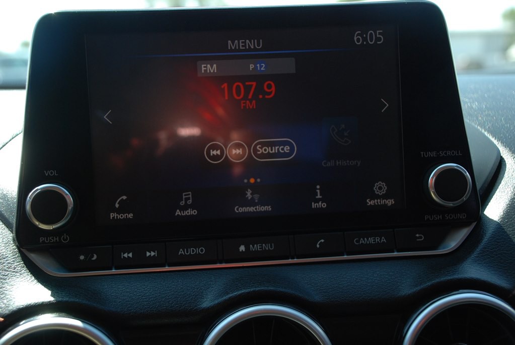 2021 Nissan Sentra Image 12