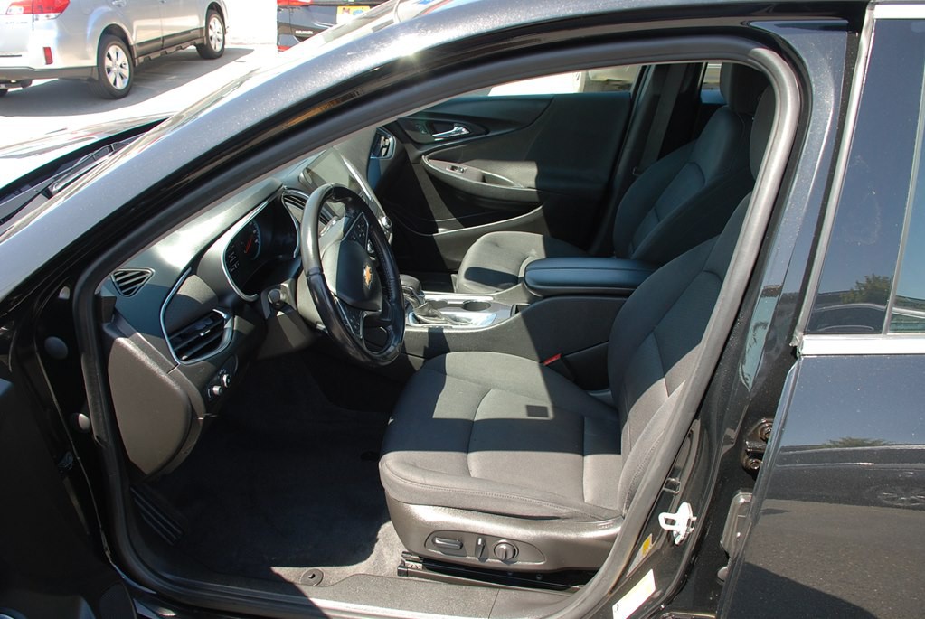2021 Chevrolet Malibu Image 10