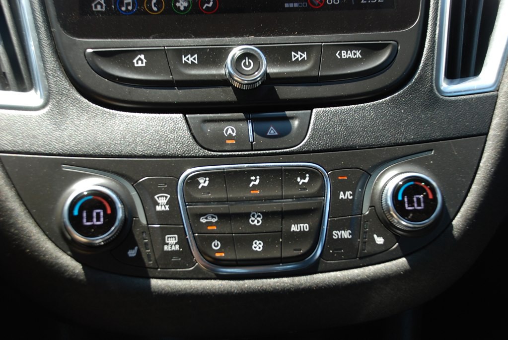 2021 Chevrolet Malibu Image 14