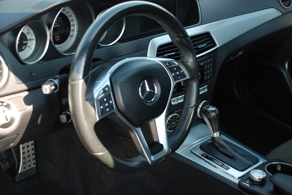 2015 Mercedes-Benz C-Class Image 11