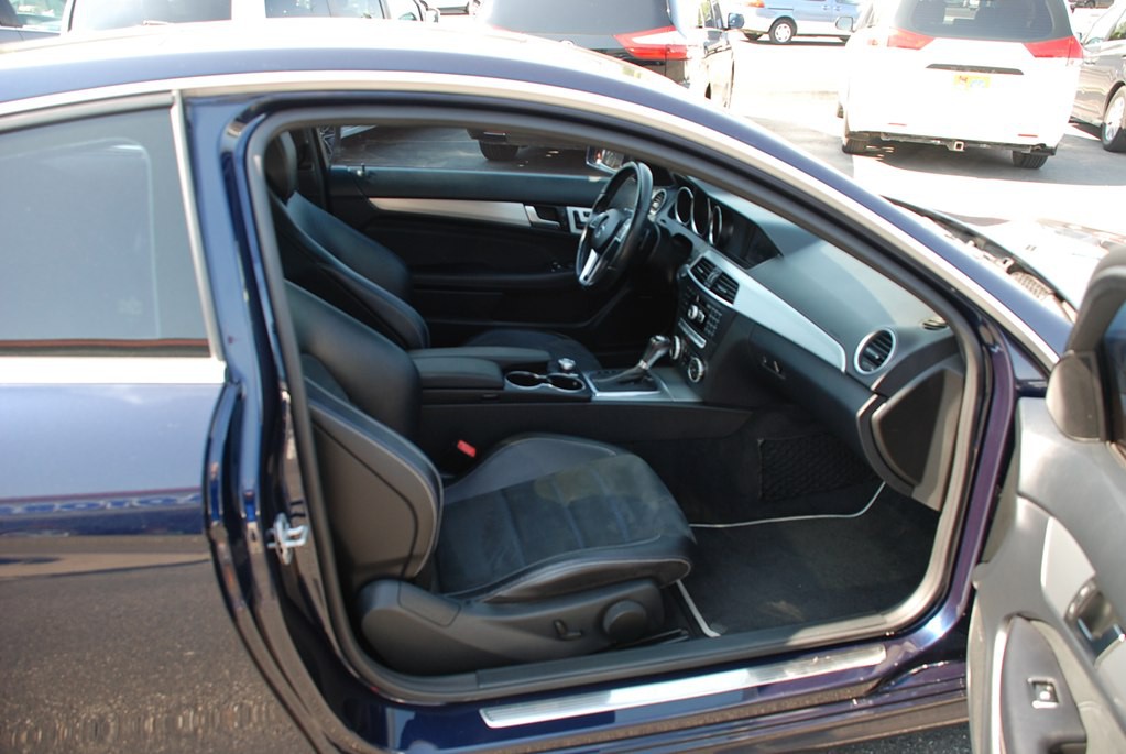 2015 Mercedes-Benz C-Class Image 20