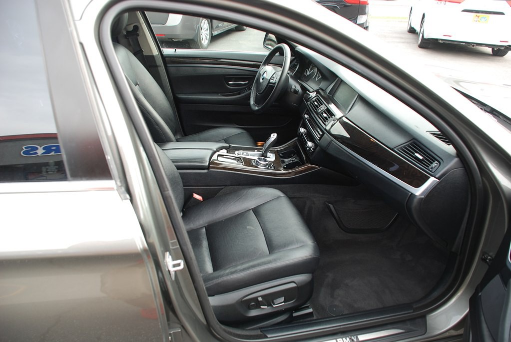 2014 BMW 5 Series Image 21