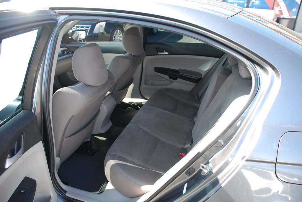 2012 Honda Accord Image 15