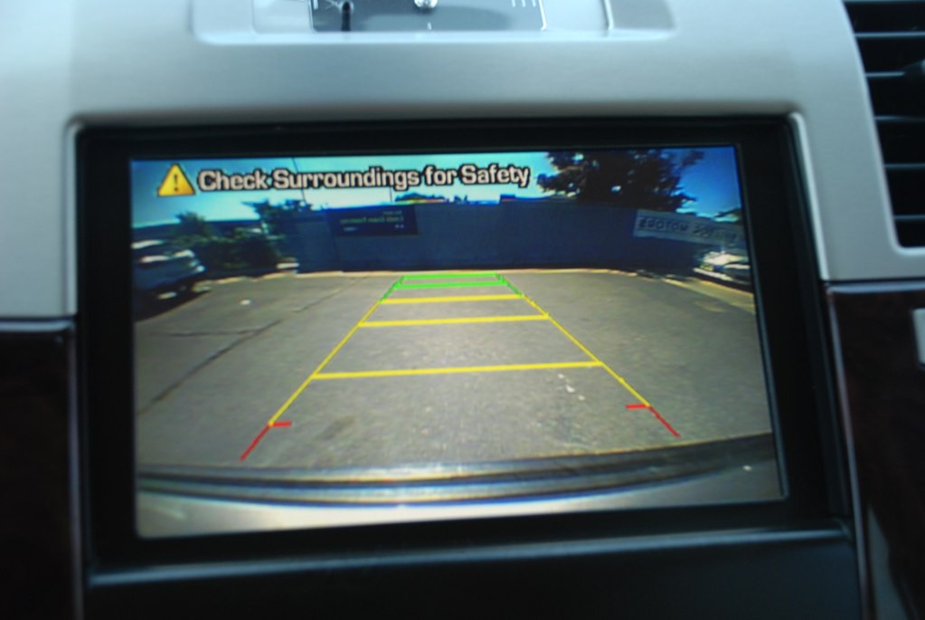 2013 Cadillac Escalade Image 13