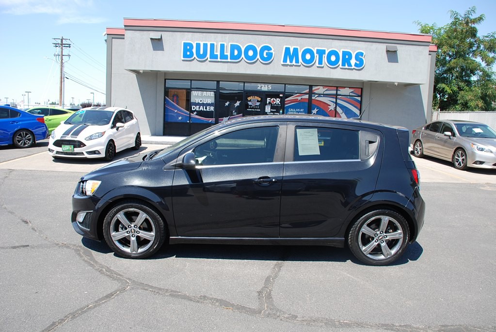 2013 Chevrolet Sonic Image 2