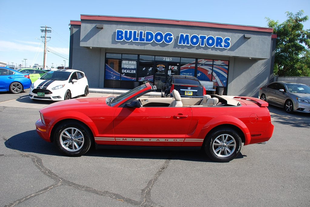 2005 Ford Mustang Image 4