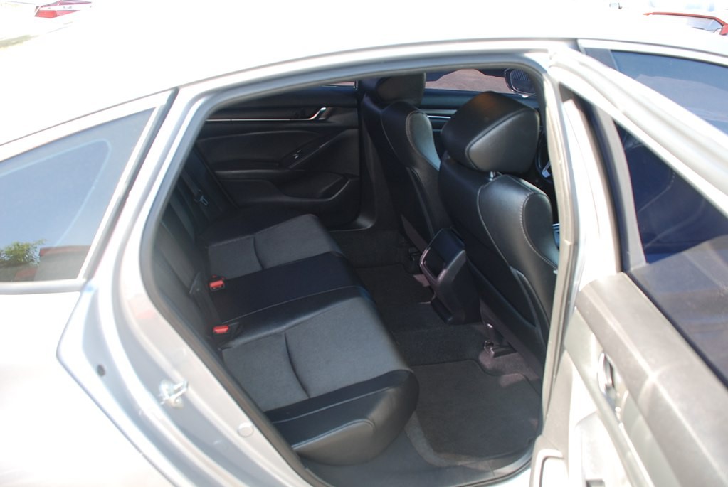 2020 Honda Accord Image 19
