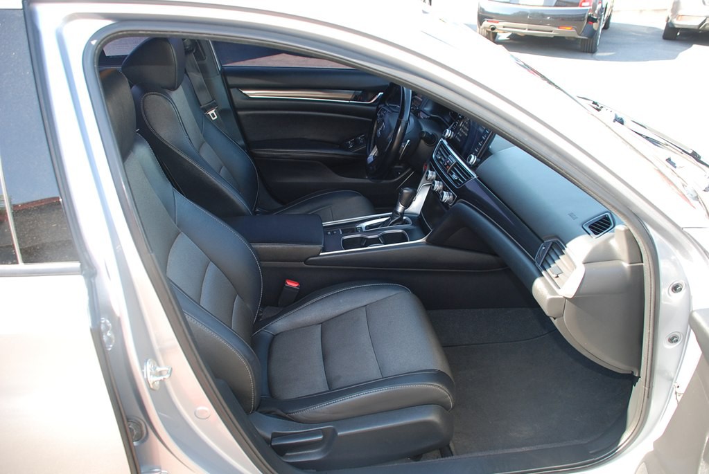 2020 Honda Accord Image 20