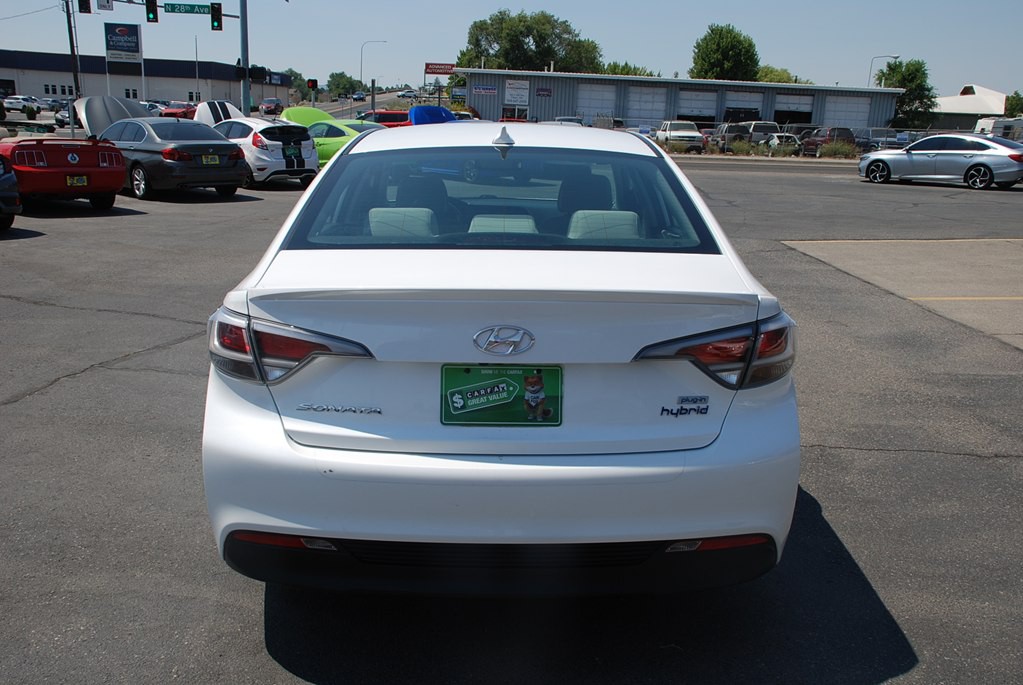 2016 Hyundai Sonata Image 4