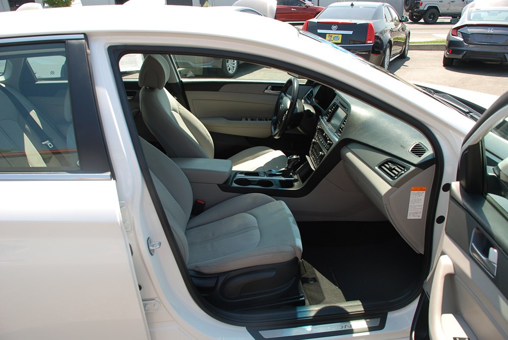 2016 Hyundai Sonata Image 21