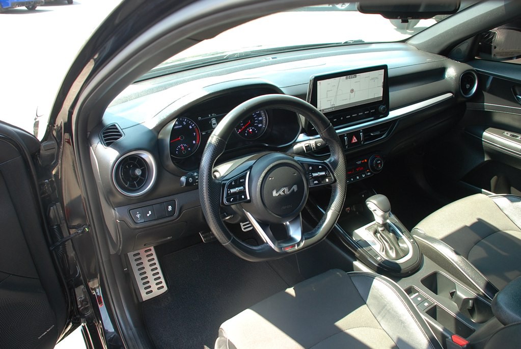 2022 Kia Forte Image 12