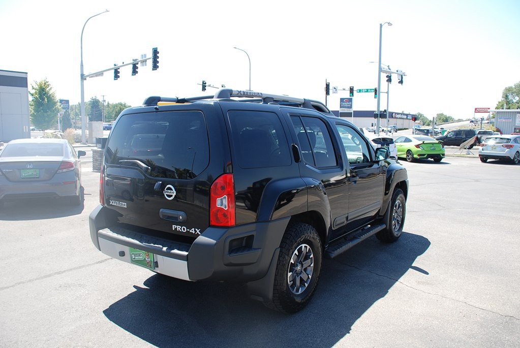2015 Nissan Xterra Image 5
