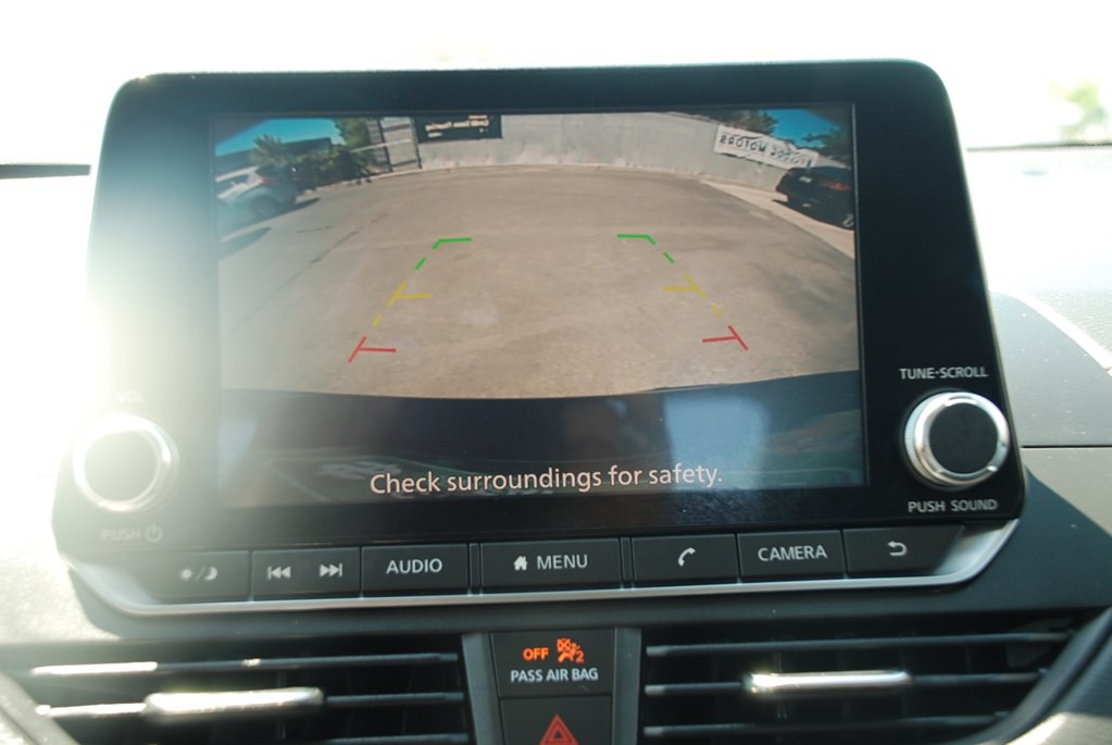 2019 Nissan Altima Image 14
