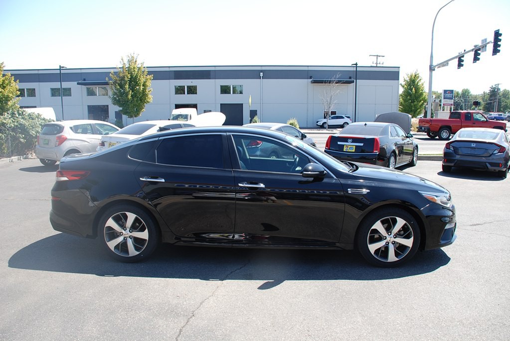 2020 Kia Optima Image 6