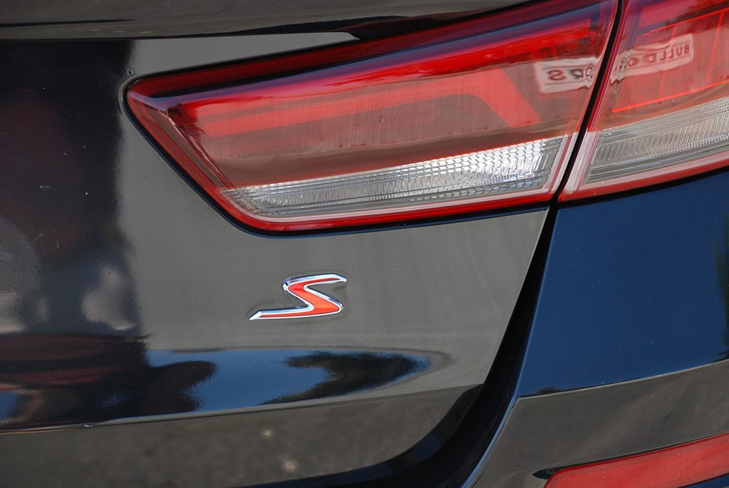2020 Kia Optima Image 21