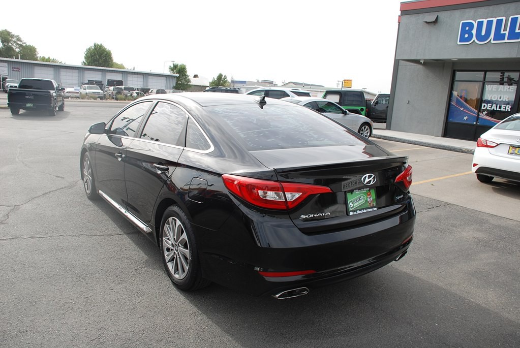2015 Hyundai Sonata Image 3