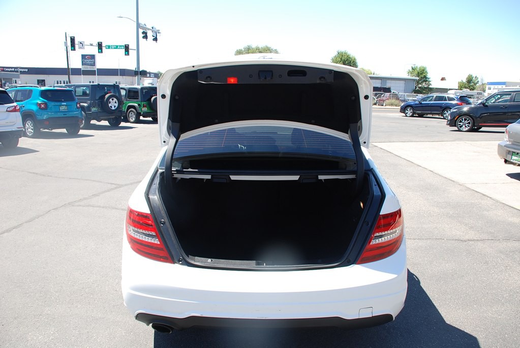 2014 Mercedes-Benz C-Class Image 18