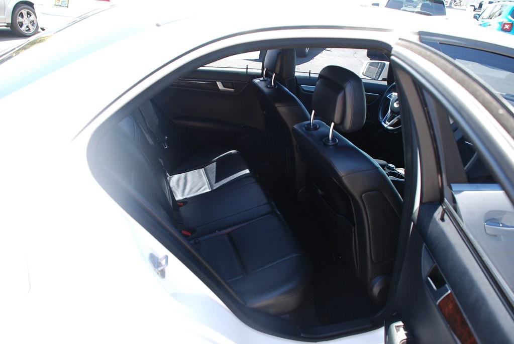 2014 Mercedes-Benz C-Class Image 19