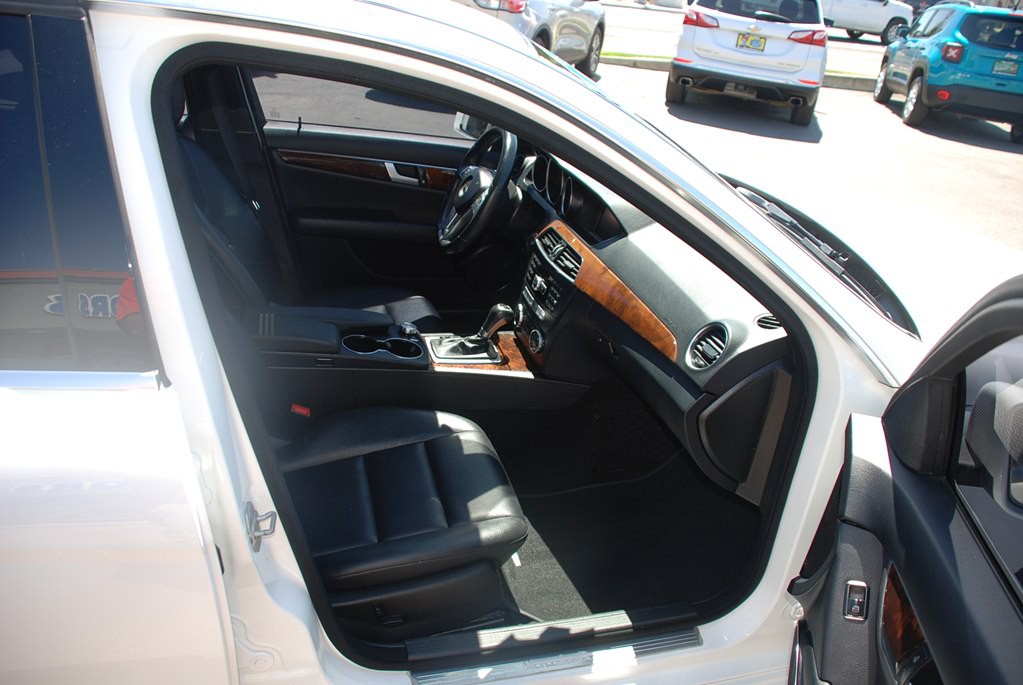 2014 Mercedes-Benz C-Class Image 20