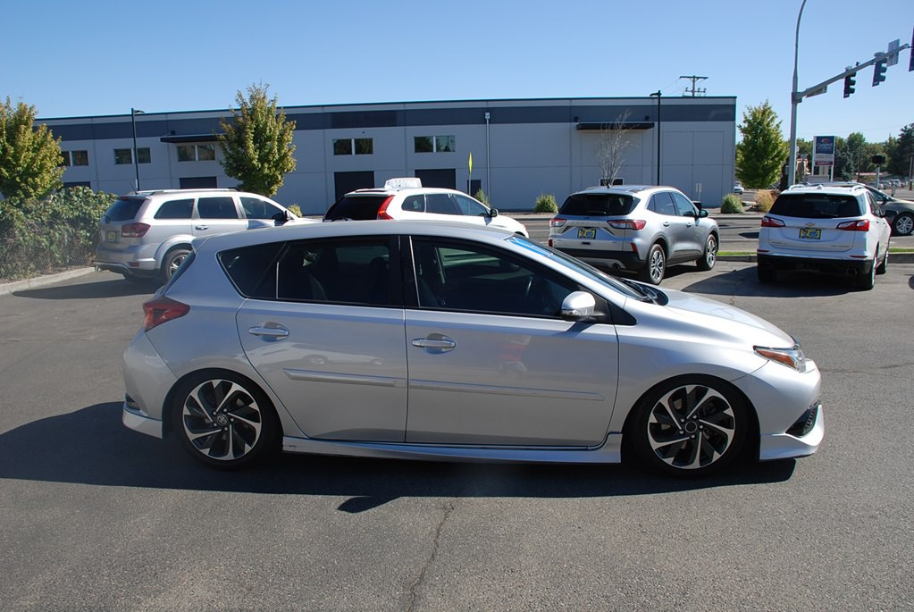 2017 Toyota Corolla Image 6
