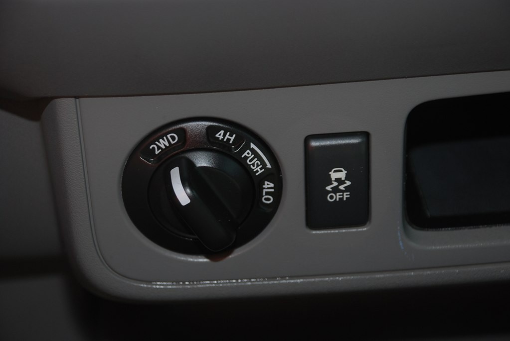 2014 Nissan Frontier Image 15