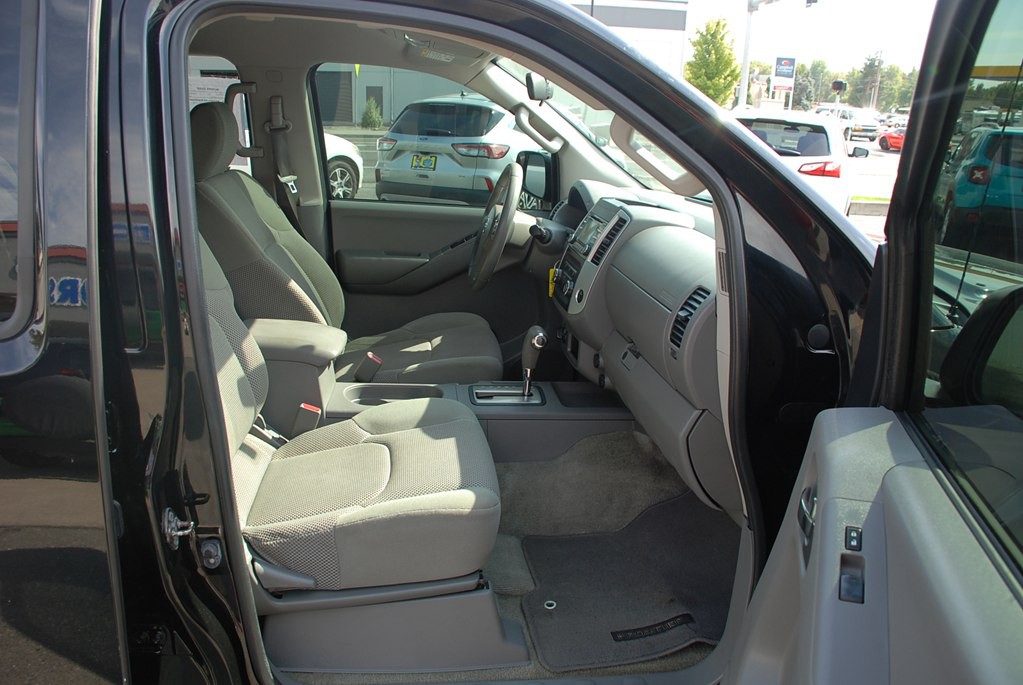 2014 Nissan Frontier Image 20